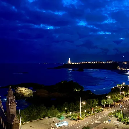 Magnifique Loft Au-dessus De L'ocean, Place De Parking Daire *