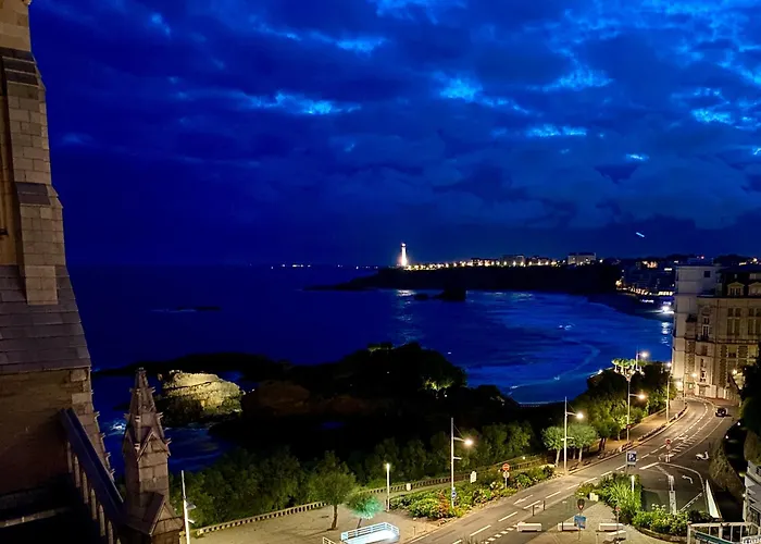 Magnifique Loft Au-dessus De L'ocean, Place De Parking Lejlighed *