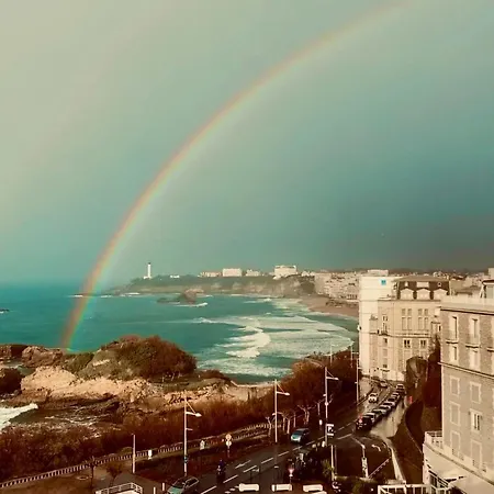 Magnifique Loft Au-dessus De L'océan, Place De Parking