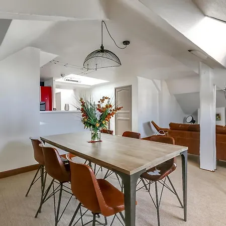 Apartment Magnifique Loft Au-dessus De L'ocean, Place De Parking